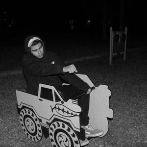 Meet your Posher, Marcos